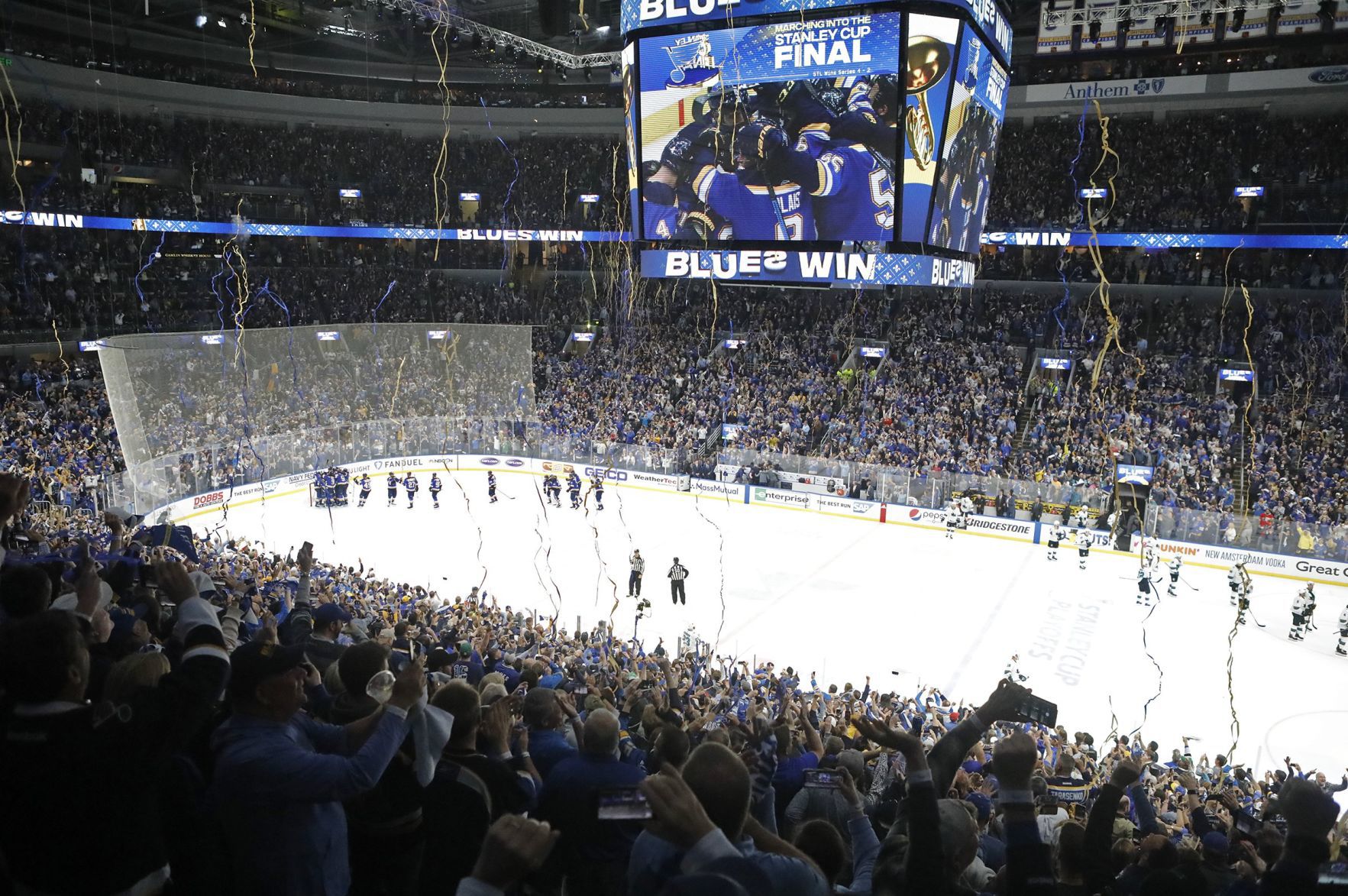 Blues and Sharks go to game 6 of the semifinals